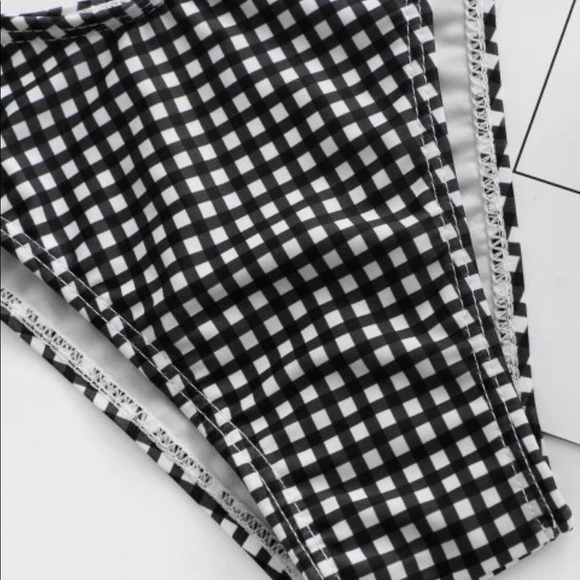 Gingham tie bathing suit - Picture 7 of 8